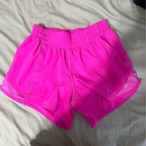 Lululemon Hotty Hot Shorts Size 4 4”
